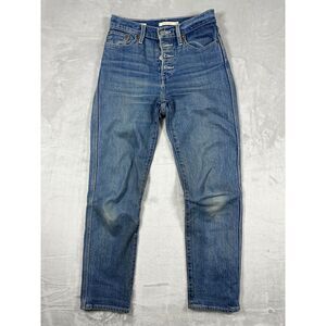 Levis Women Premium Wedgie Straight Leg Jeans Size (24)